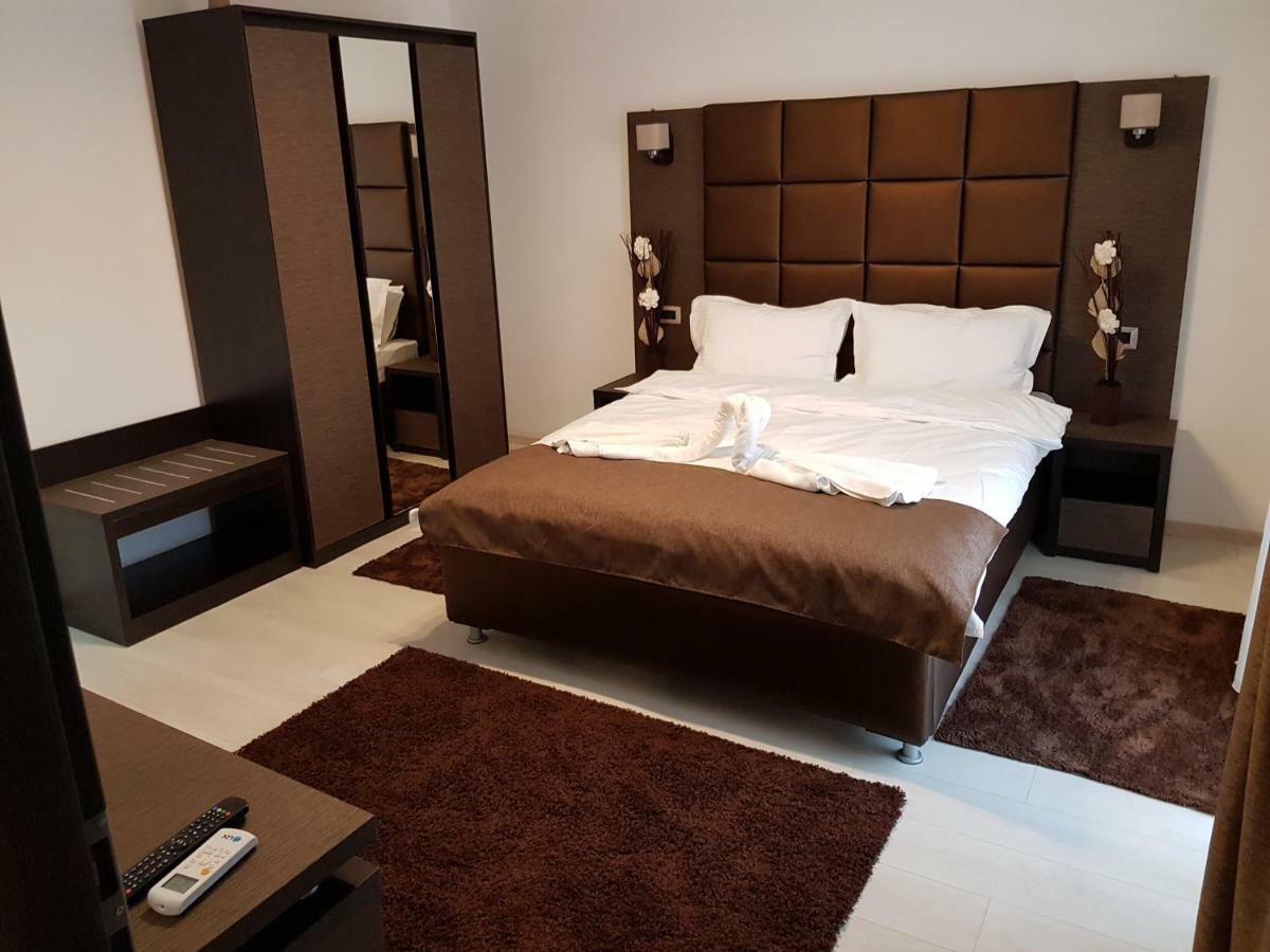 Bk Hotell Năvodari Eksteriør bilde